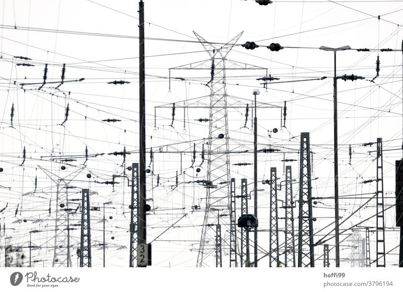 Confusion of lines in the urban environment Overhead line Electricity pylon Transmission lines Electronics Track Industry Energy industry Industrial plant