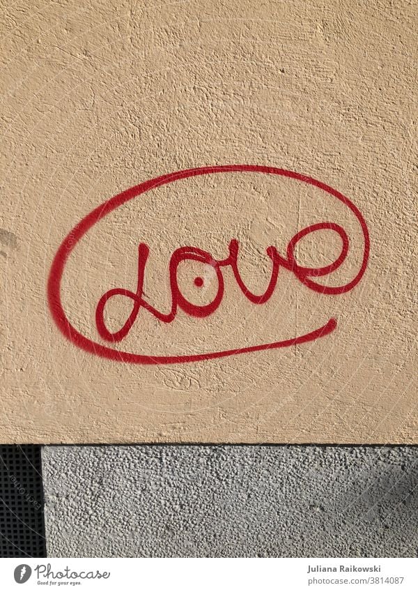 Graffiti "Love" Wall (building) Wall (barrier) Characters Exterior shot Colour photo Deserted Day Facade Sign Emotions Infatuation Romance Spring fever Red Town