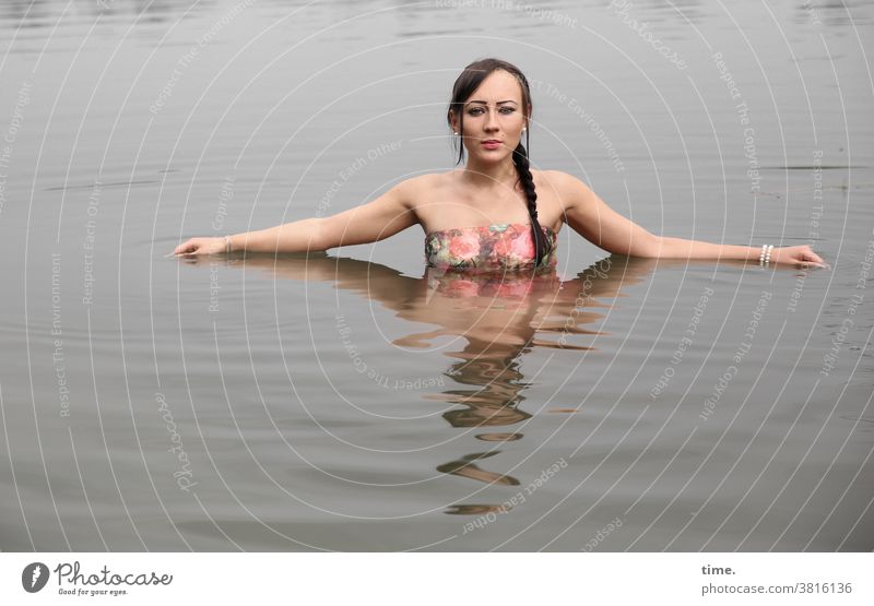 nastya bathe Lake Woman Braids Long-haired Whimsical Water Shadow Dress Looking Summer warm