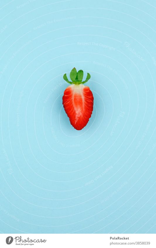 #A0# Erdbeere Blau erdbeere blau rot obst gesund lecker halbiert hälfte Ernährung