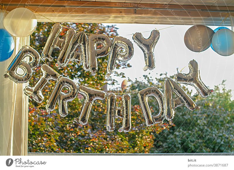 HAPPY BIRTHDAY PHOTOCASE FOR THE 19TH BIRTHDAY Birthday Feasts & Celebrations Joy Party Balloon Happiness Day Colour Event Decoration Entertainment celebrations