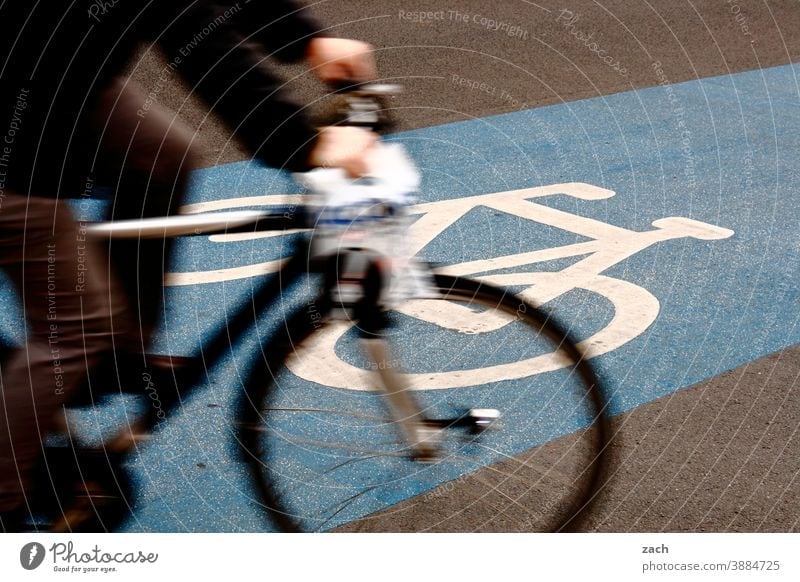 blue turnaround Bicycle Traffic infrastructure Transport Means of transport Road sign Cycling Cycle path Street Lanes & trails Road traffic Mobility Driving