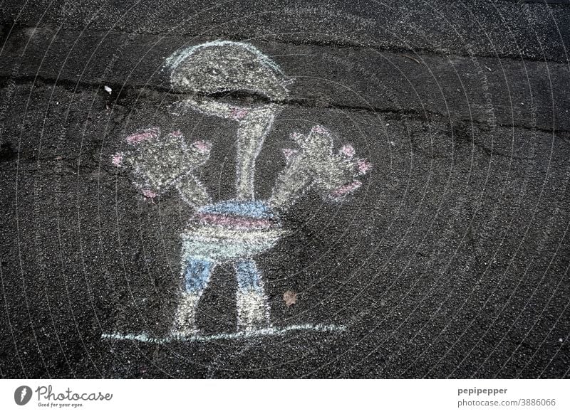Little chalk man Chalk Chalk drawing painting Parenting Painting and drawing (object) Playing Street Joy Infancy Art Creativity Asphalt Leisure and hobbies