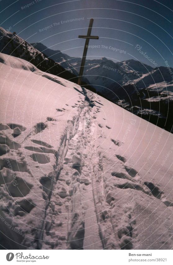 Way of the Cross Religion and faith Winter Pilgrim Halo Footprint Ski tracks Mountain Back Snow summitgreuz Field crucifix pilgrim path Holy disbelief Alps