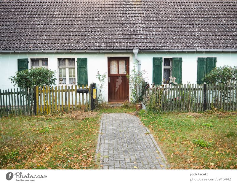 traditional architecture in the district of Märkisch-Oderland House (Residential Structure) Architecture Facade Tiled roof Gable roof door Window little trees
