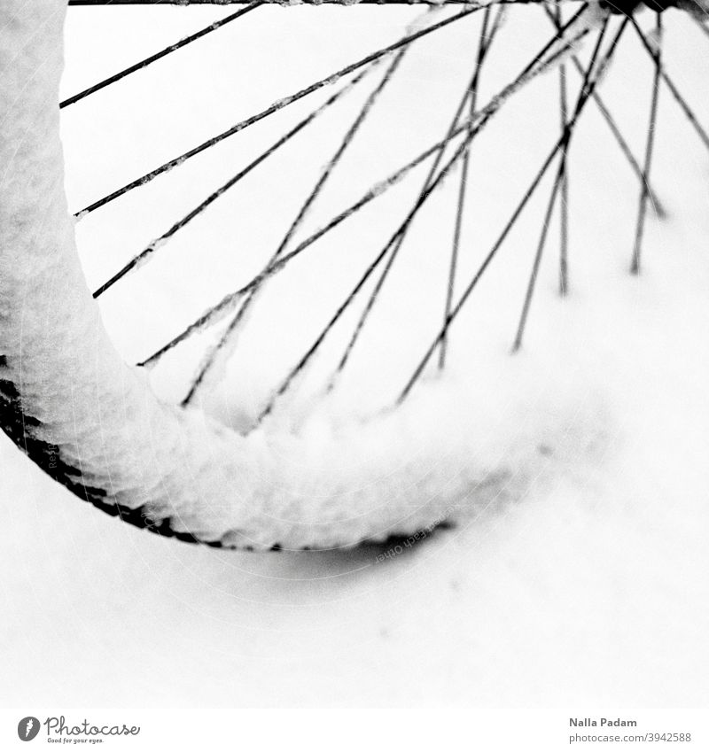 Bicycle tire in the snow Analog Analogue photo Black & white photo Tire Snow Spokes Winter Exterior shot Wheel Transport Bicycle tyre Close-up Wheel rim