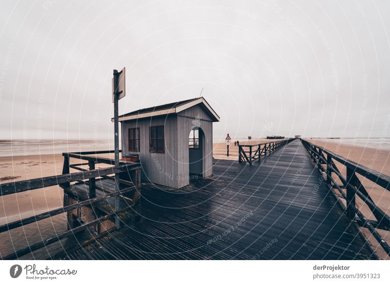 Morning in San Peter-Ording at the beach with wooden cottage XII Wide angle Panorama (View) Long shot Worm's-eye view Deep depth of field Sunrise