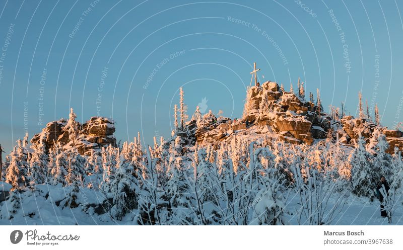 Three-seated rock in the evening light Triple chair Triple chair rock Rock Frost Summit Rocks granite rocks Sky Hill Highlands Low mountain range landscape