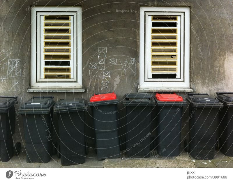 ||red|red| Trash Waste bins dustbin waste disposal waste separation Refuse disposal house mul Sidewalk Residual waste Red System Row Wait