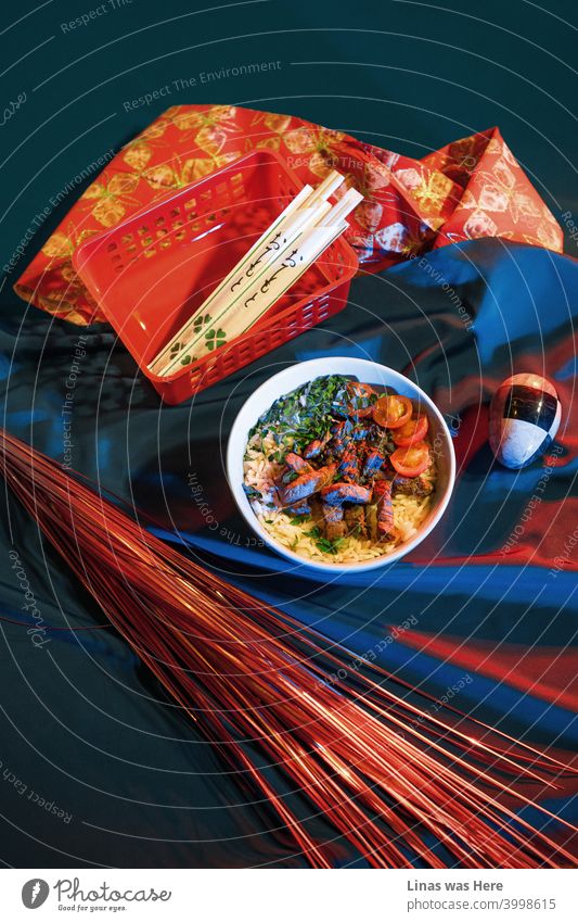 The lively, steaming and ever-changing Asian dining cuisine dates back to the XIXth century in New York, when the first visitors from the distant corners created and changed recipes for the western life. The cuisine had its own metamorphosis.