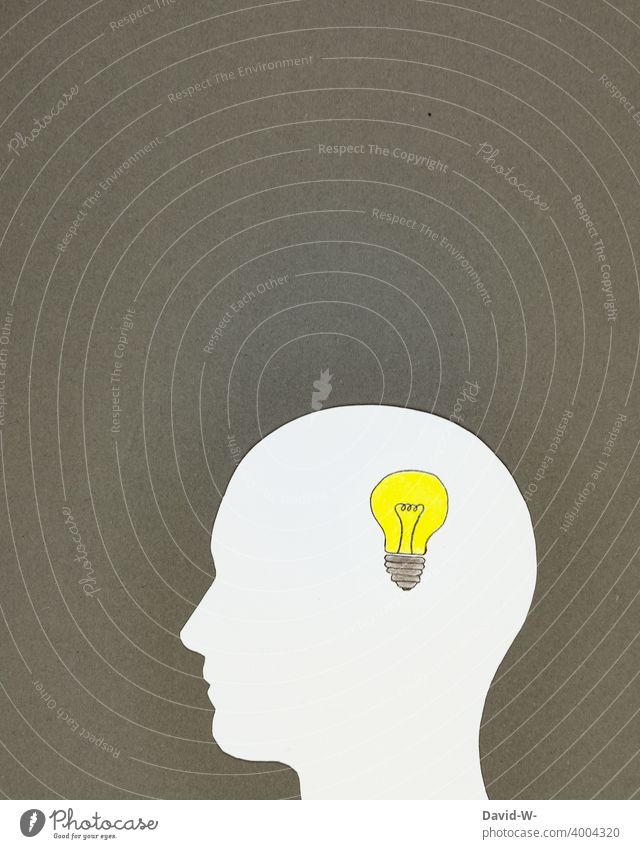 Idee / Einfall - Kopf und Glühbirne Gehirn Erfolg Antwort Lösung Wissen Bildung Lösungsweg