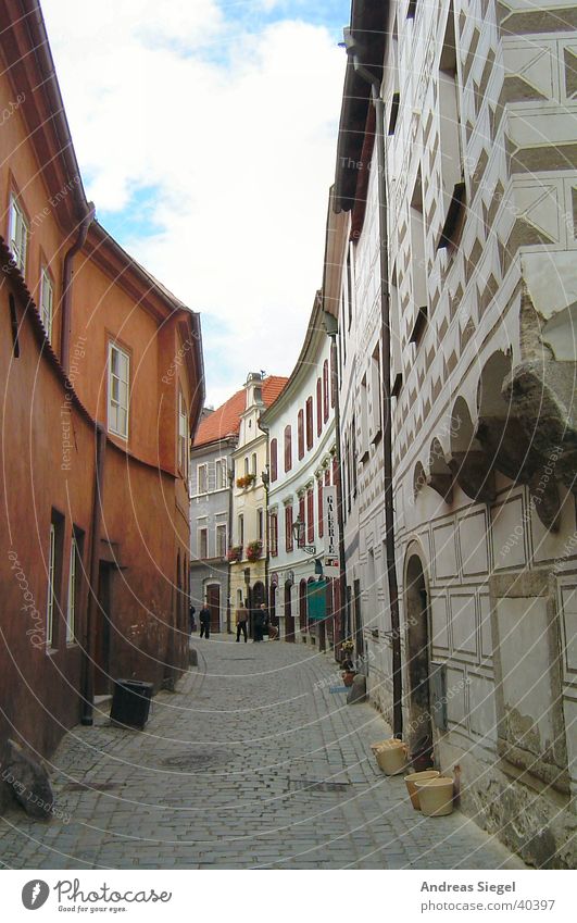 Alley in Krumlov Narrow House (Residential Structure) Czech Republic Village Town Europe Traffic infrastructure Street Old krumlov Old town Wall (building)