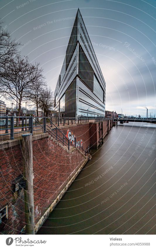 Vertex - Harbour edge Hamburg Harbor city quay wall ZDF Elbe Building Triangle Oberbaumbrücke mirrored Mirror Glass Modern Point