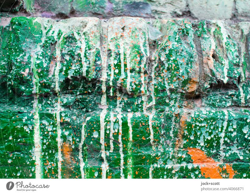 Design of the wall in green, white and orange Street art Style Subculture Graffiti Varnish Color gradient Green Fashioned Expressive Dried Inject Detail