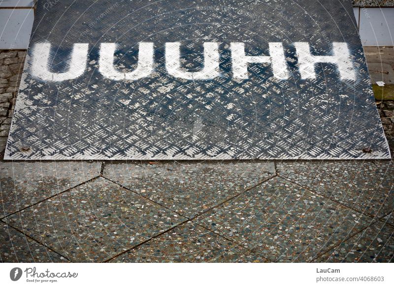 White lettering "UUUHH" on black background Characters writing Letters (alphabet) Onomatopeia onomatopoeic Typography Black Deserted Word Text