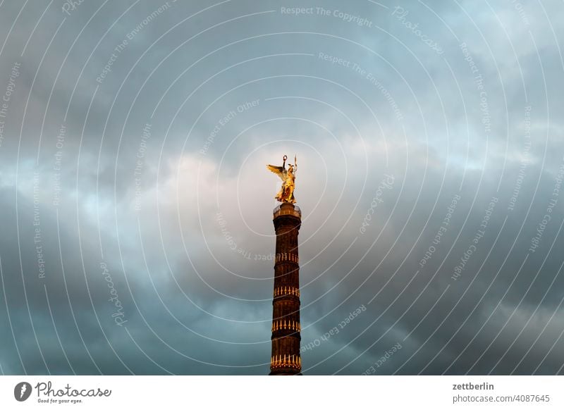 Victory Column again Evening Tree Berlin leaf gold Monument Germany Twilight else Closing time Figure Gold Goldelse victory statue big star Capital city Sky