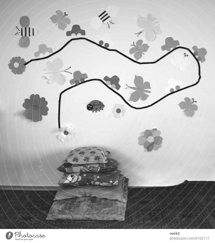 nursery Mural painting Transport Street Vehicle Beetle Butterfly Car Simple Curve Abstract Interior shot Deserted Paper Handicraft Decoration Playing
