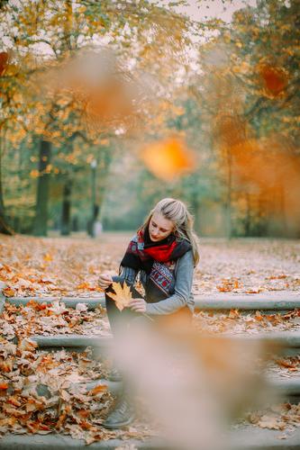 #A9# Sitting in the fall Exterior shot Autumnal weather Autumn leaves Hiking Positive To go for a walk Hair and hairstyles being out Experience Nature