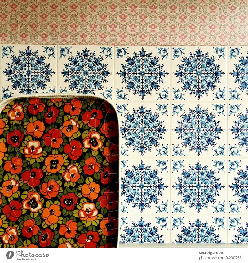 Maybe a change of scenery after all....? oldscool Pattern mix pattern mix Tile Tray 1960s vintage Retro Deserted Old Interior shot Wall (building)