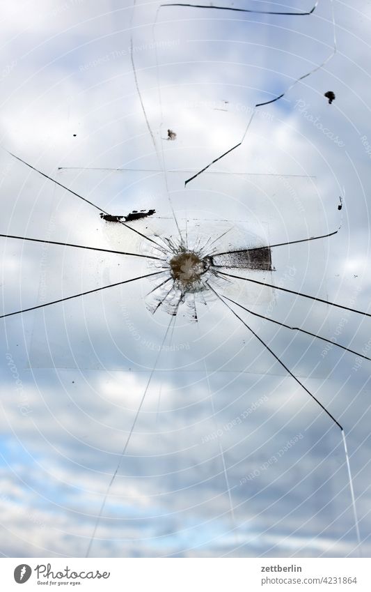 Hole in the disc Window Broken Hollow Repair Slice spider app jump stone's throw Window pane Pane Glass Crack & Rip & Tear Vandalism Rockfall mend mended