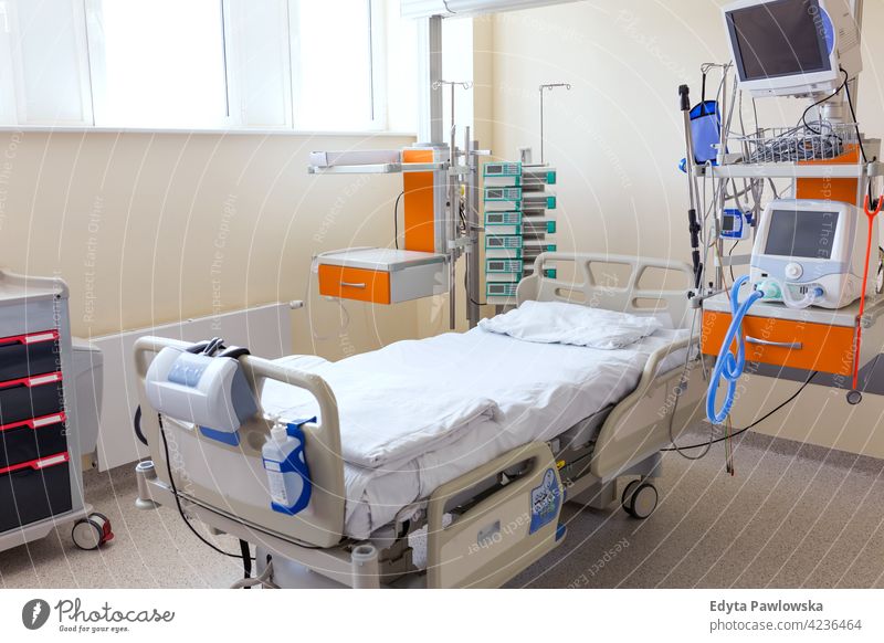 Shot of an empty hospital room bed healthcare medicine indoors equipment clinic recovery help medical patient ward therapy no-one nobody no people absence