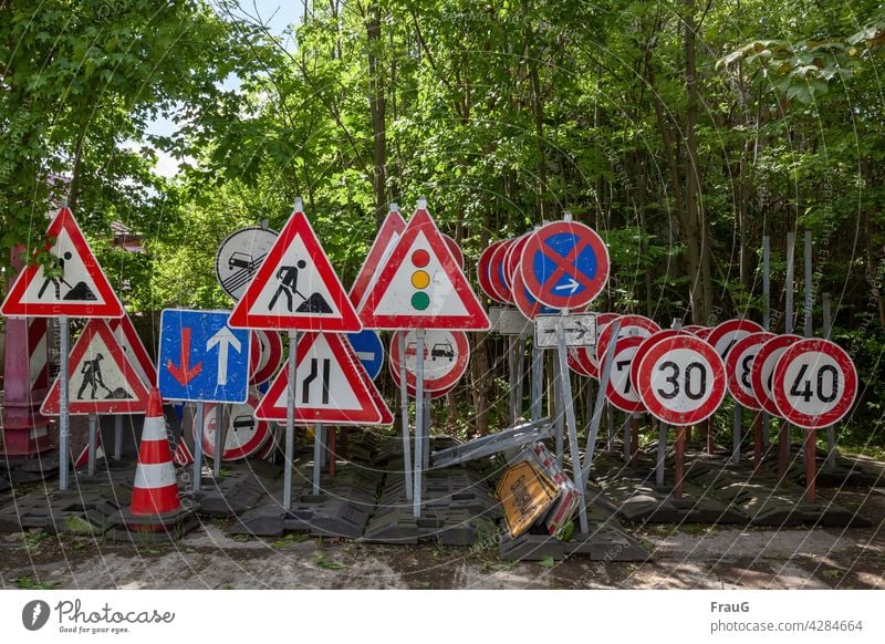 Signs | many Traffic signs Danger sign Guide regulatory character traffic caps Signs and labeling Many Sign forest Second-hand neat compiled Forest Spring