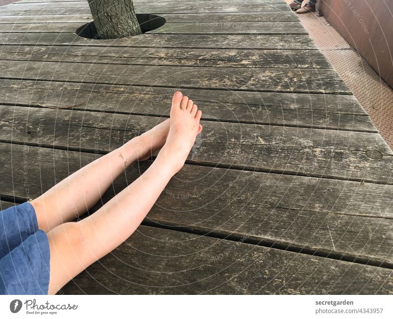 [PARKTOUR HH 2021] Stretching out all fours Legs Child relaxed Wood Naked Feet Colour photo Barefoot Feminine feet Ground Summer warm Skin Tree trunk Lie