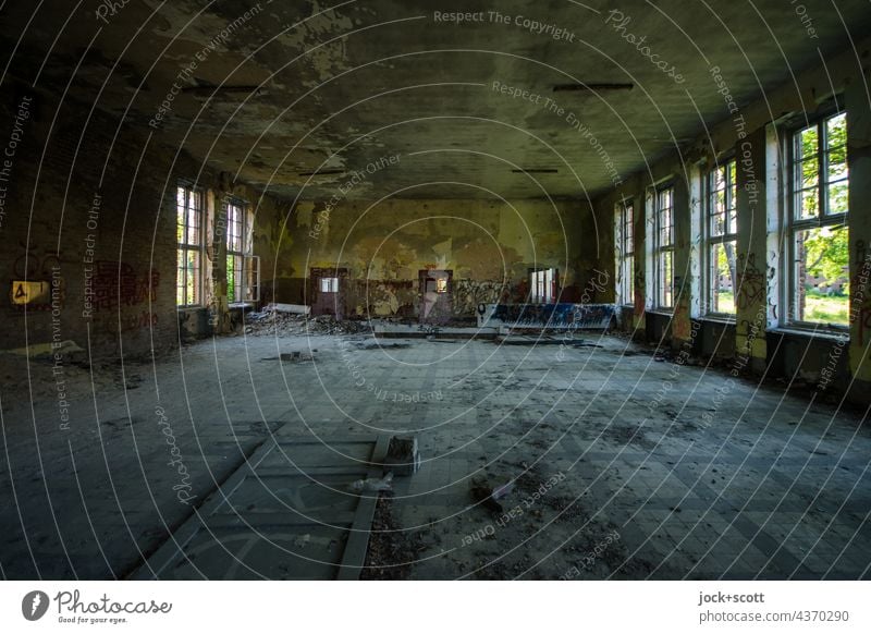 Lost Land Love | great hall + great decay Hall Room Derelict Window Apocalyptic sentiment Symmetry Architecture lost places Change Structures and shapes Ruin