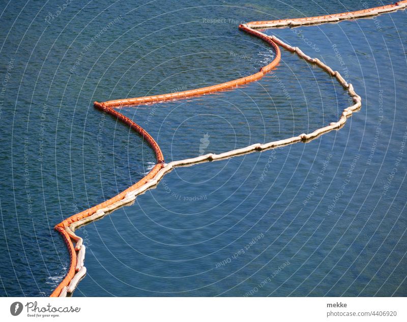 Construction site to the sea - water surface divided into wavy, less wavy and calm Surface of water cordon Lake Water Waves Ocean demarcation demarcate share