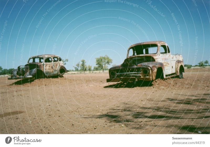 ravages of time Australia Outback Vintage car Decline Transport Pick-up truck Desert Thin Rust Old