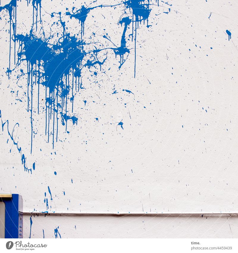 Velocity Colour Wall (building) Wall (barrier) Damage to property Building Aggravation Anger Blue paint splashes paint bag colour stop protest Trashy