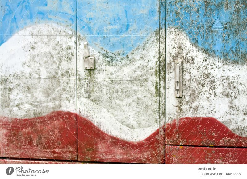 Bleu. Blanc. Rouge. (Blue. White. Red.) Tricolor Flag flag hioheitszeichen France transformer Transformer box Colour Painted wave Arch painting Image mural