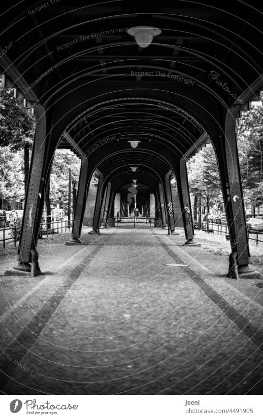 Symmetry Berlin Architecture symmetric Underpass Historic Lanes & trails Structures and shapes Passage Manmade structures Tunnel vision wide distance