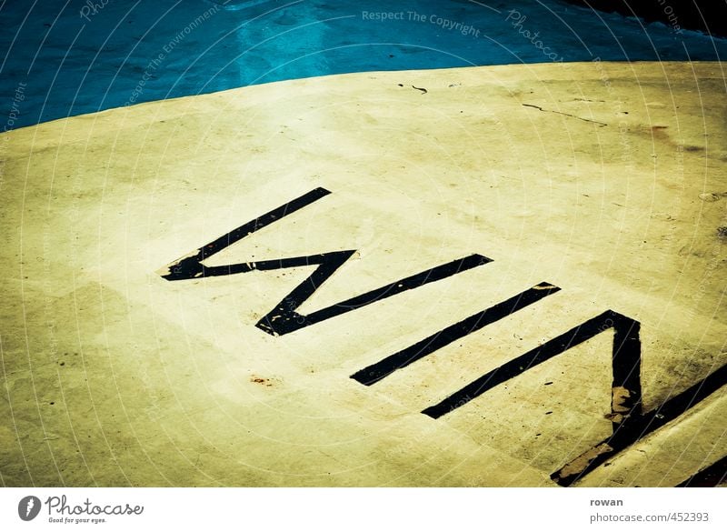 victory Sign Characters Signs and labeling Round Success Yellow Blue Circle Capital letter Floor covering Competition Graffiti Boast Colour photo Exterior shot