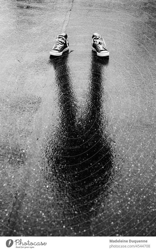 shadow play Footwear Shadow Rain reflection Black/White