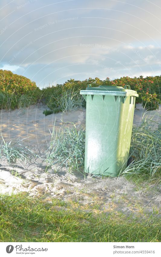 Green bin on the beach Beach Ecological Recycling Environment Environmental protection marine pollution waste Waste management Waste utilization