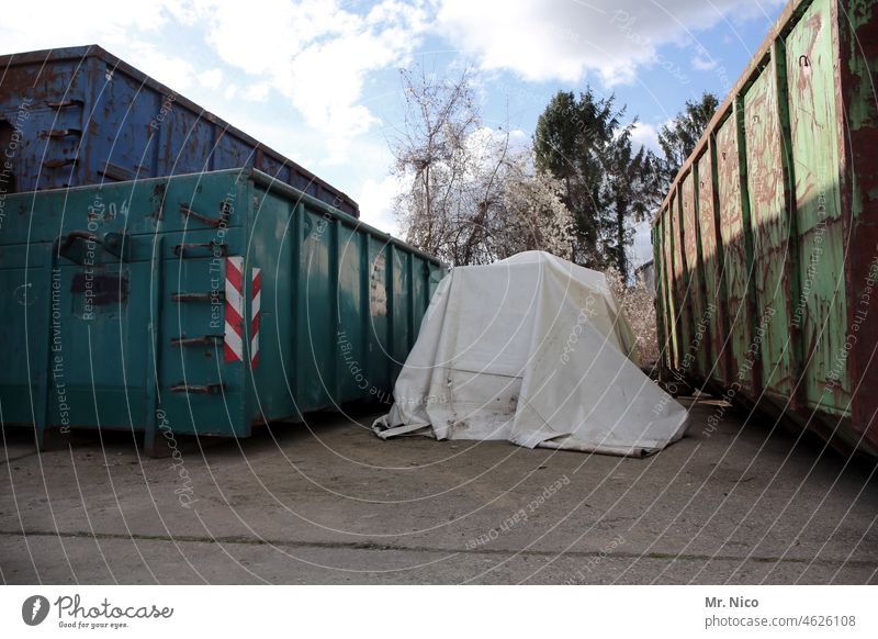 Container yard Industry Logistics rubble container Disposal Dispose of tarpaulin Building yard covered Sorting Environment Trash Abrasion waste Bulk rubbish