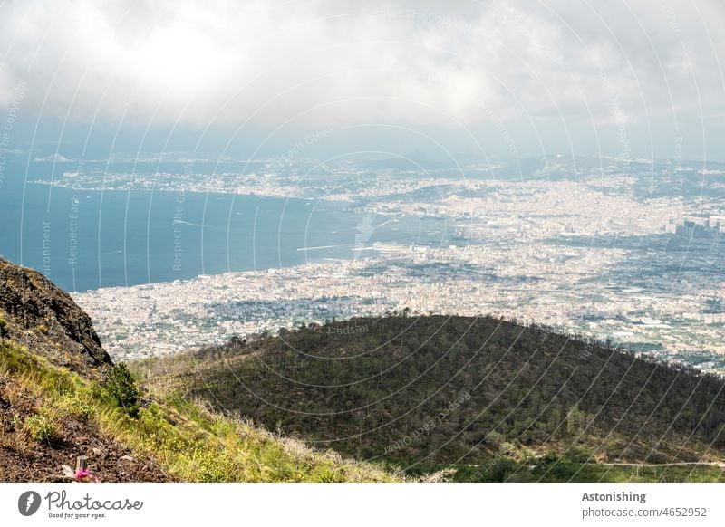 View from Vesuvius to Naples Volcano Landscape Town Vantage point Nature Sky Steep Green Gulf of Napels Light Shadow Ocean ocean bank wide Under Tall Italy