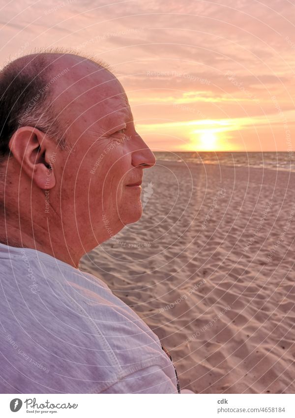 In old age: develop foresight. Human being person Man Senior citizen Father Beach Sand Sunset vacation by the sea Light Pink soft light out Exterior shot