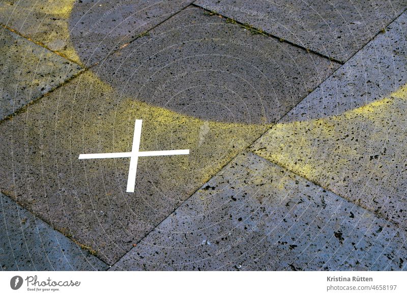 parking space marking Crucifix X Site Position Ground spray paint Colour recess Gap Round Circle circularly Sprayed Stone slab Sign Pattern structure Abstract