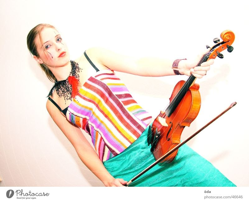 Violin #1 Woman Playing Jewellery Necklace Wearing makeup Make-up Posture Face Music Looking