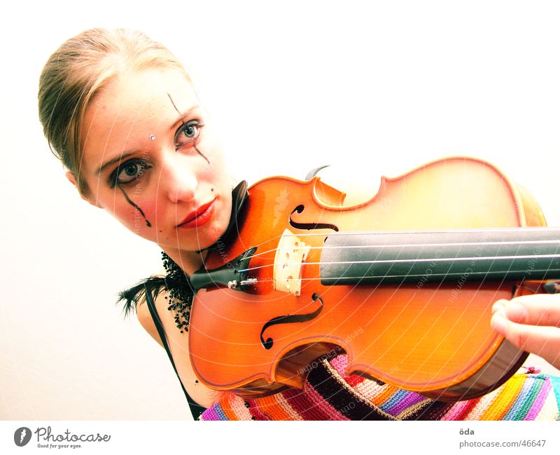 Violin #2 Woman Playing Jewellery Necklace Wearing makeup Make-up Posture Face Music Looking