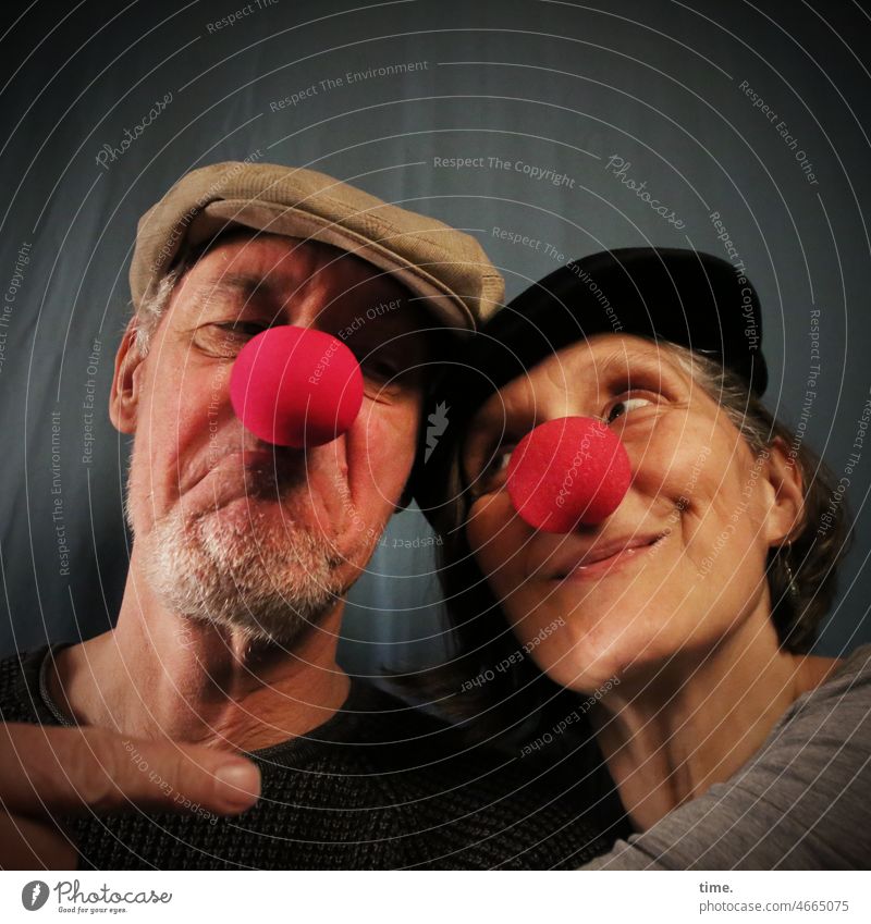 love the one you're with (I) clown nose Couple Man Clown Woman Hat Smiling facial expression Grimace at the same time Fingers Whim fun Theatre acting Stage