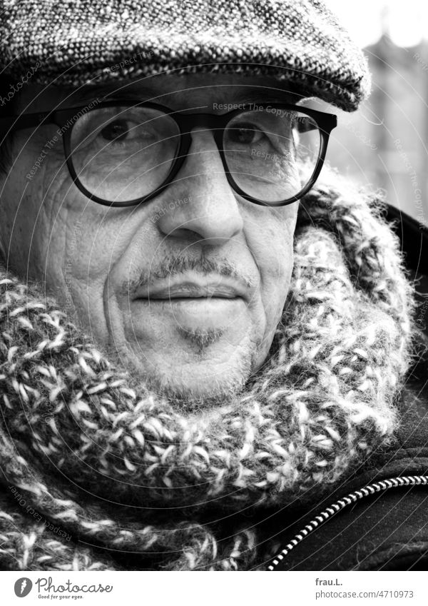 Sliding cap Earnest Cold Scarf Winter Sit Eyeglasses portrait Man Face Cap Smiling Old Facial hair