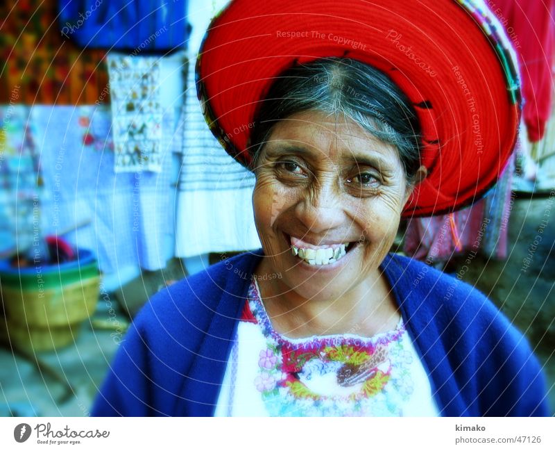 Fabric Seller Guatemala Grinning Cross processing Cloth Americas Woman fabric color Colour Laughter kimako.