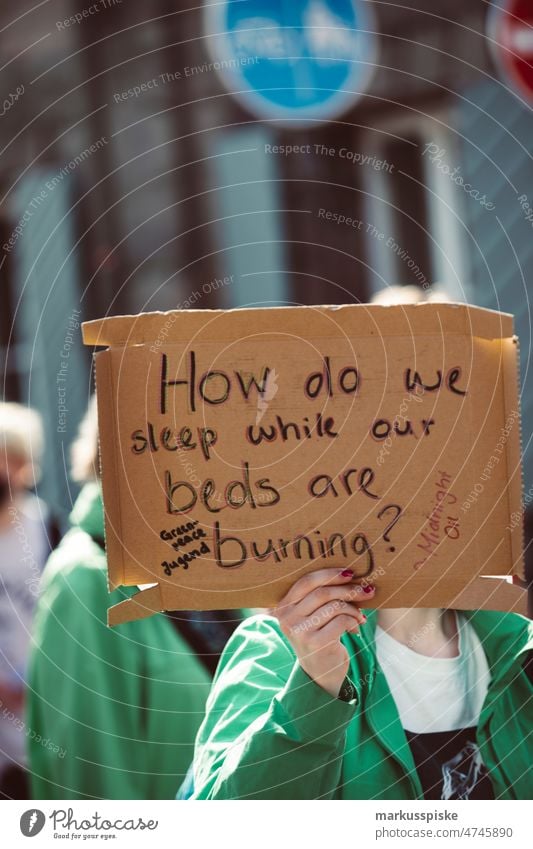 How do we sleep while our beds are burning? – Global climate change strike - 03-25-2022 Bavaria Erlangen Germany Global Climate Mobilisation