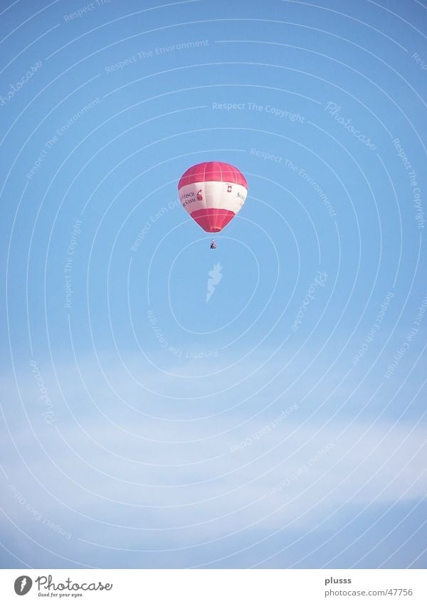 Sole floating Hot Air Balloon Clouds Vail Sky blue Red White Hover Grandeur Flying Gas Blue Loneliness