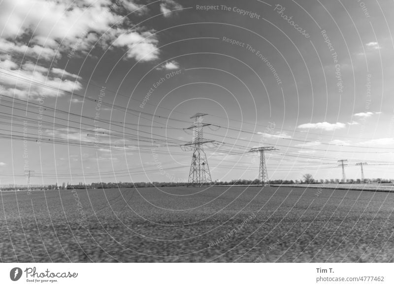 Fields sky and power supply for Berlin Sky bnw Spring Electricity pylon Brandenburg Clouds Energy industry Cable Landscape Transmission lines