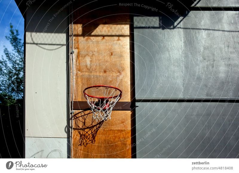 basketball Ball game ball game equipment Basketball basket holidays free time House (Residential Structure) House wall Wall (barrier) Summer game device Sports