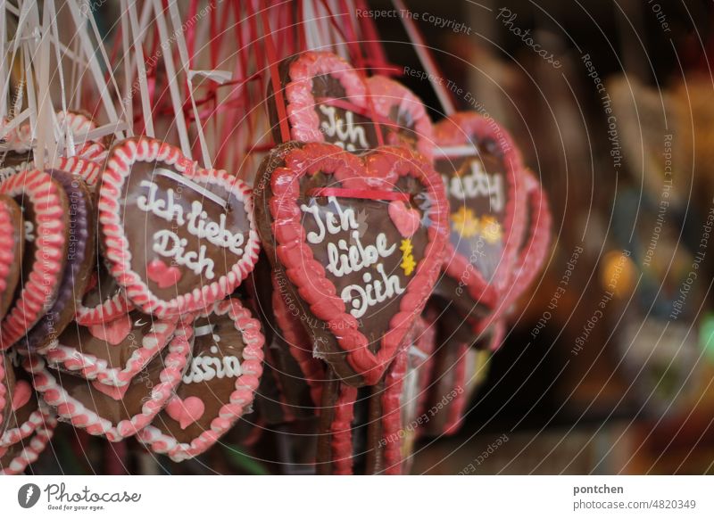 Gingerbread hearts with love statement. "I love you". Sales booth Love Display of affection Kitsch romantic Sell Candy sales booth Infatuation Valentine's Day